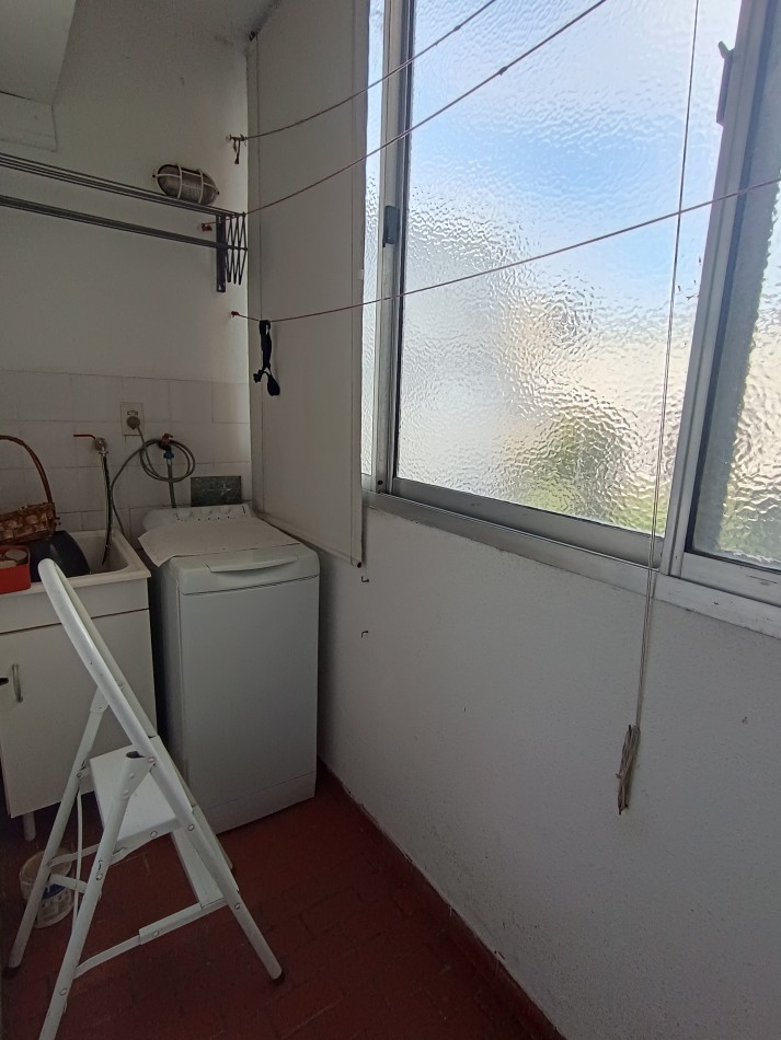 Departamento de tres habitaciones y dos baños